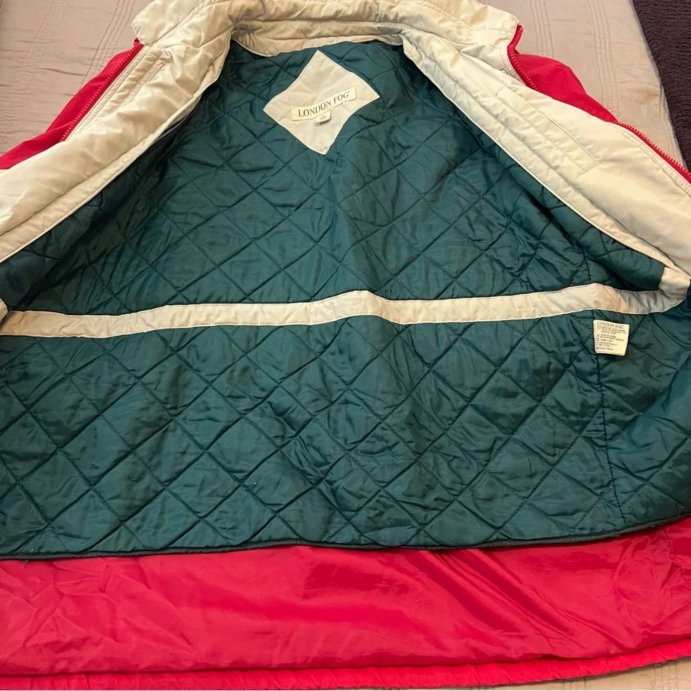 London Fog Red Jacket with Green Quilted lining - Picture 8 of 12